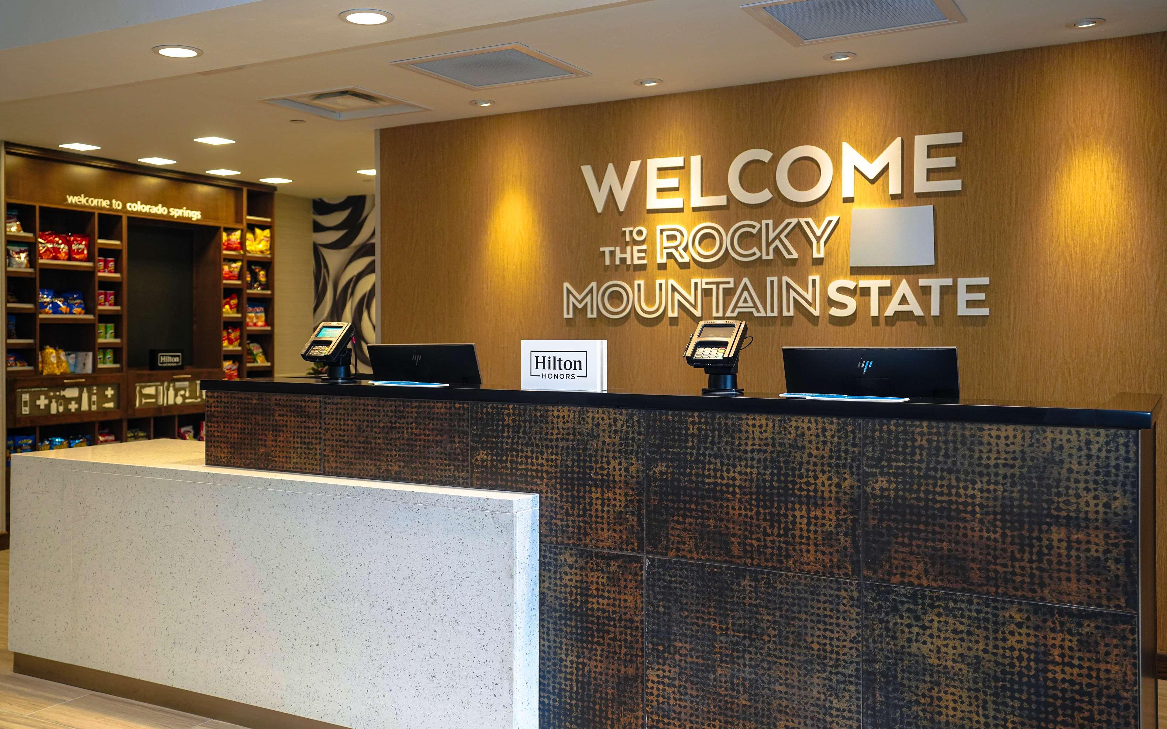 Hampton Inn Colorado Springs I-25 Central Dış mekan fotoğraf
